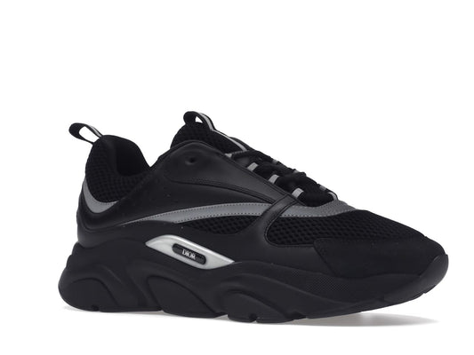 נעליים שחורות