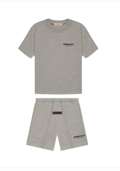 חליפות essentials