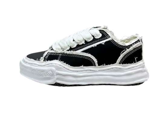 Maison Mihara Yasuhiro Black White | מייסון מיהרה יאסוהירו